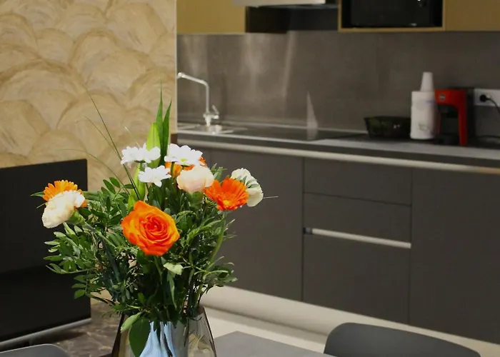 Miki - Mauro Macchi 91 Apartman *