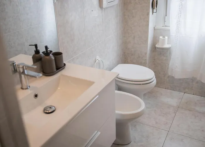 Lägenhet Fee4me Bright & Comfort In Milano