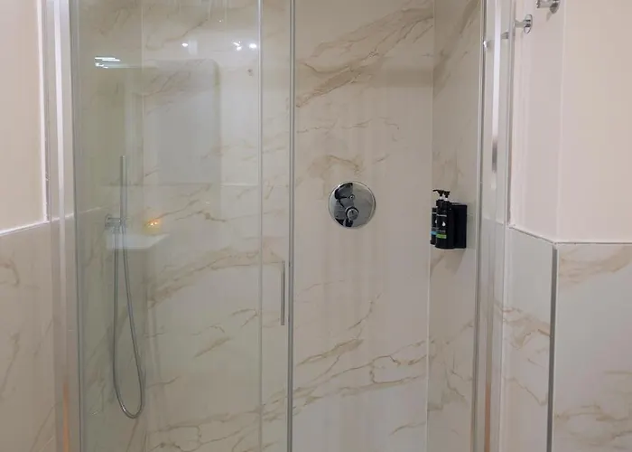 The Urban Wildlife - San Babila Duomo Apartmán *