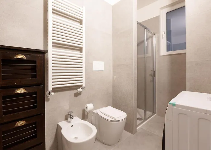 Guesthost - Spacious - 1,4km From Corso Buenos Aires