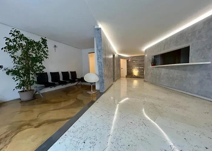 Kibilu - Iulm - Ospedale San Paolo - Navigli *