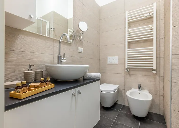 Rail24 - 9 Min Dal Duomo - Stazione * Mediolan