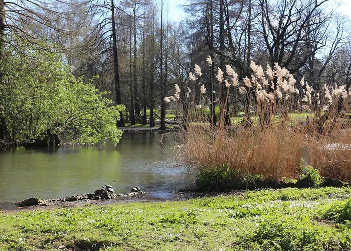 아파트 Charming Park - Center - For 5 Guests - Brand New Bathroom