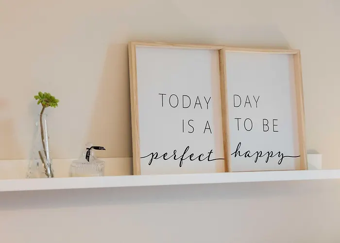 Luxury - Free Private - Parking Maestri Campionesi 16 *