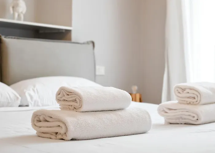 Just Urban - Charming 2br In Historic Building - M1 Wagner