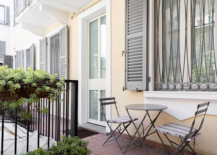 Elegante Bilocale In Montenapoleone - Brera * Milano