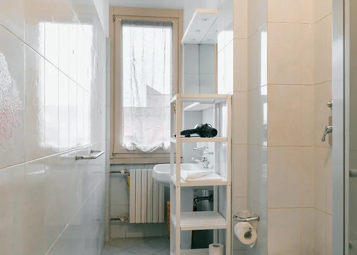 Daire Ihost - De Andreis 11 Milano