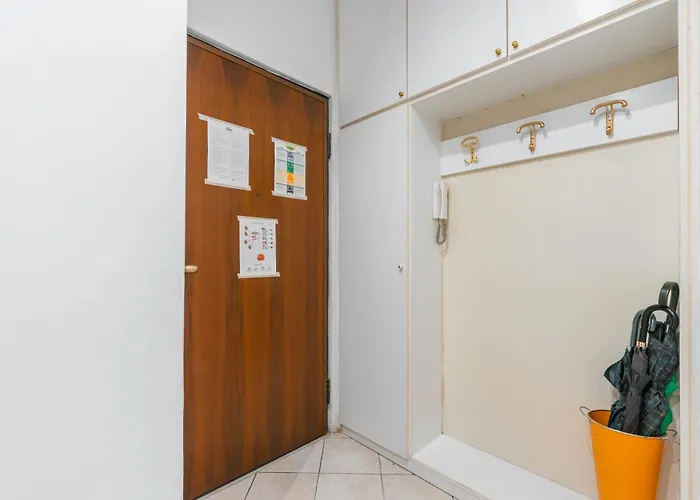 Ihost - De Andreis 11 * Milano