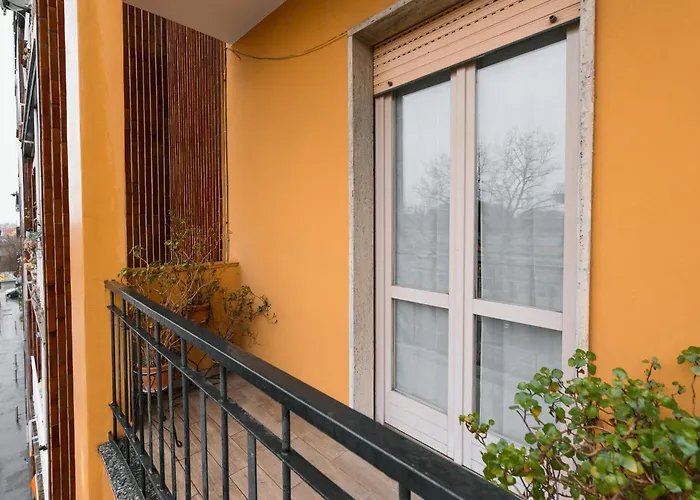 Ihost - De Andreis 11 Milano