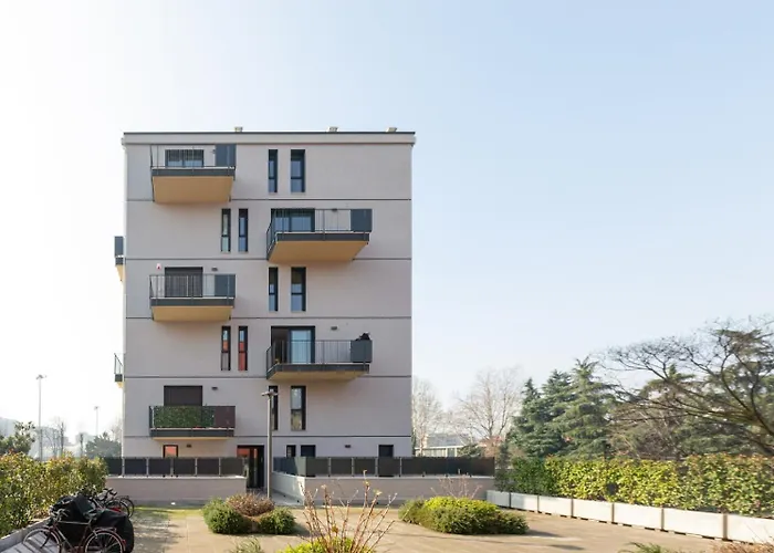 Lägenhet Guesthost - Udine M2 - Bright And Cozy