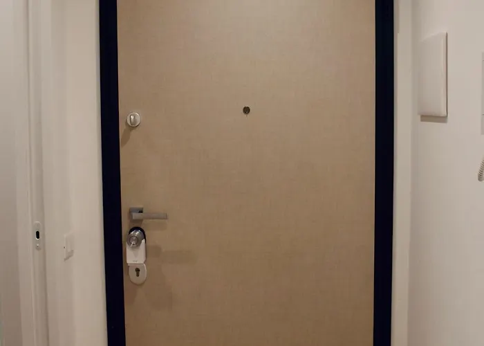 Apartment Residenza Vitruvio43 *