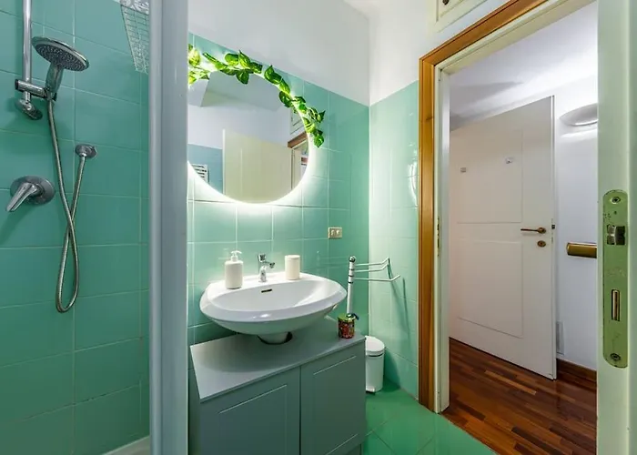 Close To Duomo Lovely City Center Flat *