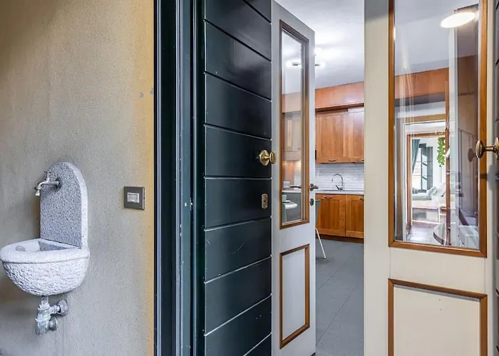 Close To Duomo Lovely City Center Flat Апартаменты Милан