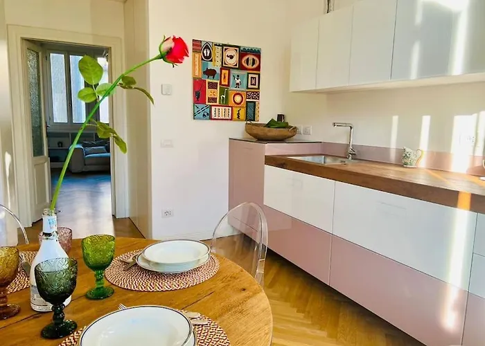 Prestigious Period - Free H24 Garage And Breakfast * Milánó