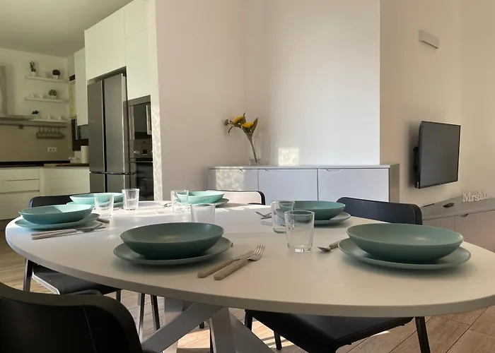 Hospitami - 15 Min Duomo アパート