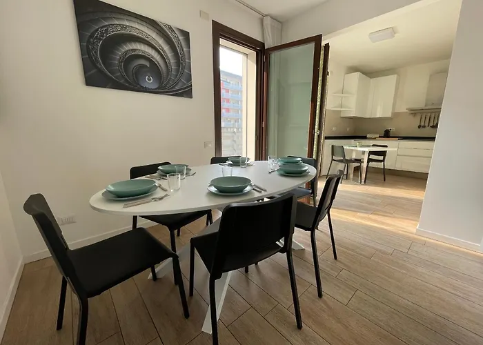 Hospitami - 15 Min Duomo アパート *