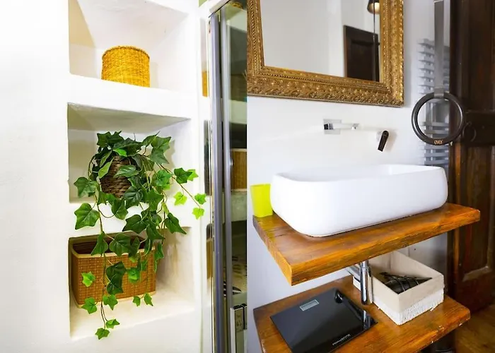 Italstay - Canonica Attic Apartment