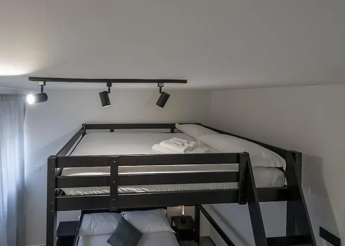 Vallarsa 10 - Int.02 Appartamento Milano