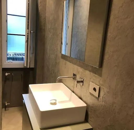 아파트 Duca Dei Navigli - Luxury In 밀라노