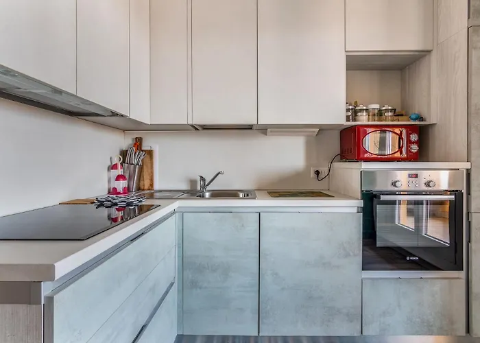 Naba Flat Full Wi-fi New- Via Meda