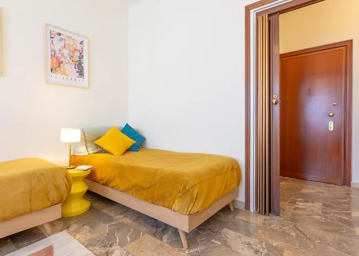 Guesthost - Casa Giuliana Splendido Trilocale