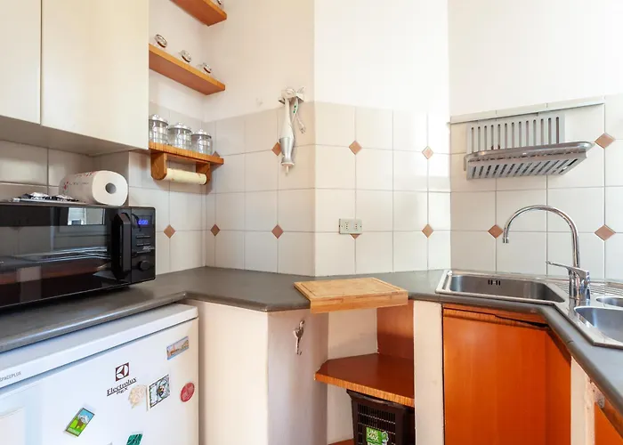 Apartment Comodo Nel Centro Storico Di - San Vincenzo *