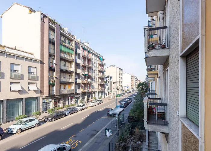 Ospitali - Dimora Tina, Ampio Trilocale In Zona Lambrate Comodo X4 דירה