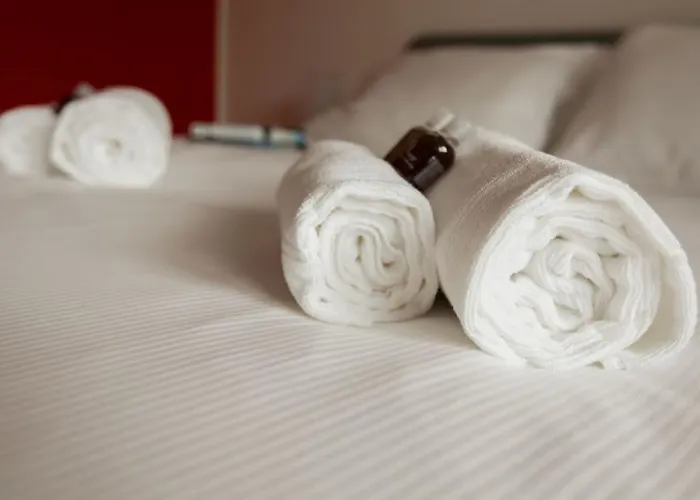 Hacca Collection - Bocconi, Porta Romana 2br Apartamento