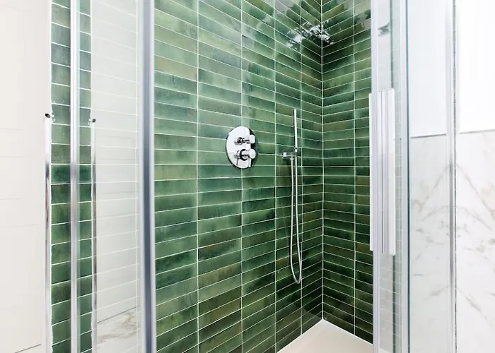 Hacca Collection - Bocconi, Porta Romana 2br