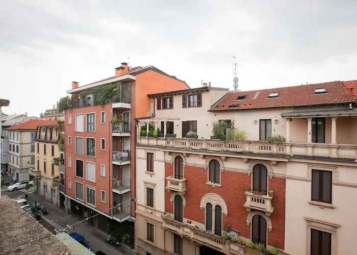 Hacca Collection - Bocconi, Porta Romana 2br *