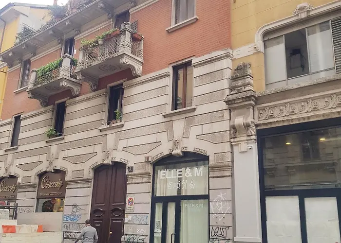 Bright Sarpi - Moscova