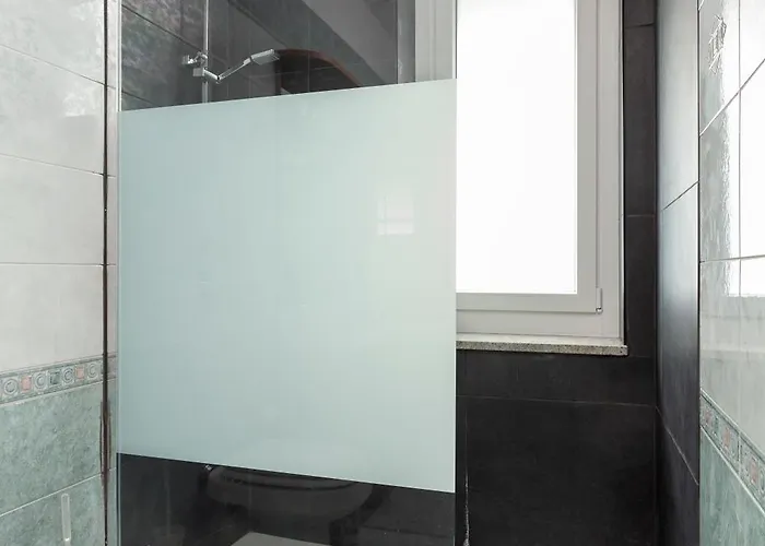 Stazione - Ariel - Luminoso Con Terrazzo Fino A 6 Posti Letto דירה