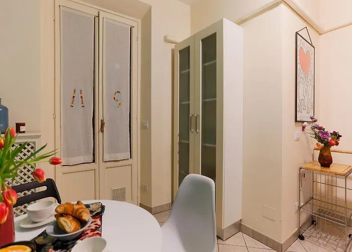 The Rent - Spacious One-bedroom Near The Columns Of San Lorenzo Apartman Milánó