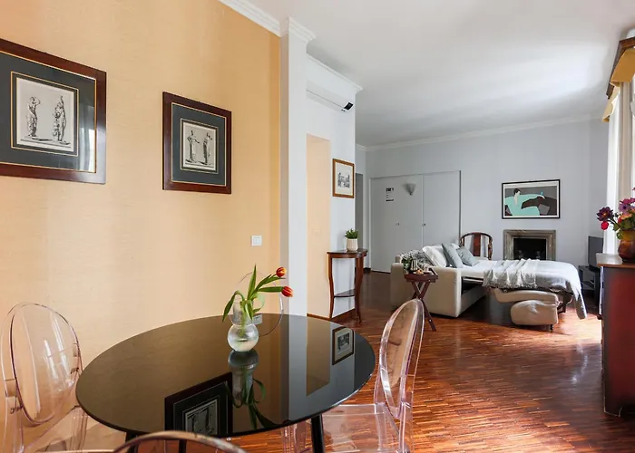 Apartman The Rent - Spacious One-bedroom Near The Columns Of San Lorenzo