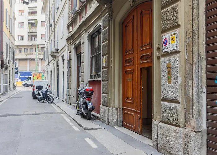 The Rent - Spacious One-bedroom Near The Columns Of San Lorenzo Apartman Milánó