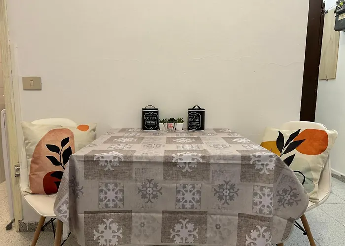 Cozy Tiny In Apartment