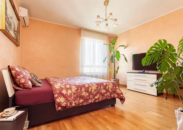 Apartmán Two Spacious Bedrooms 1 Minute To Metro Stop *
