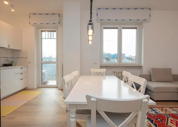 Ihost Flat - Giambellino 131-2 *