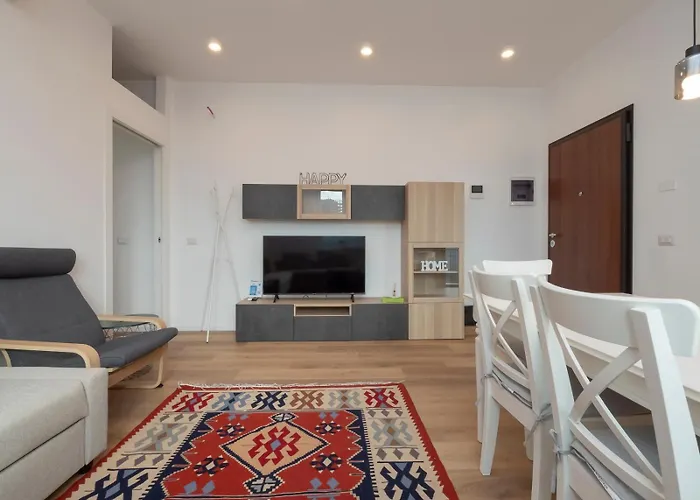 Daire Ihost Flat - Giambellino 131-2