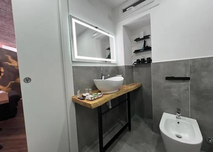 Kibilu - Via Melchiorre Gioia - Stazione - Isola - Garibaldi Milán