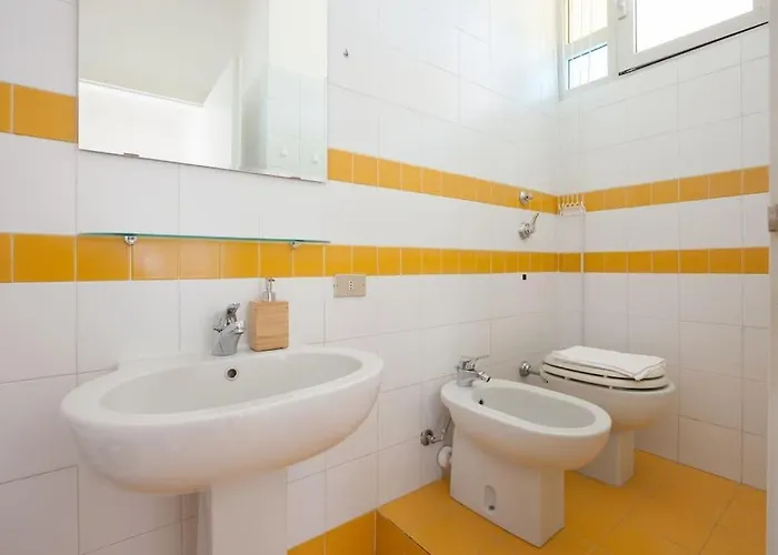 Hacca Collection - Isola 1br