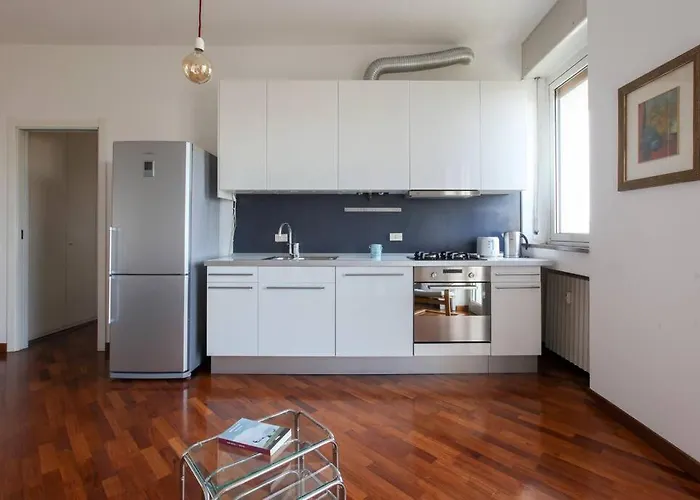 Hacca Collection - Isola 1br מילאנו