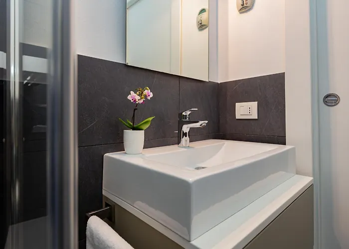 Premuda20 Elegant By Hospity