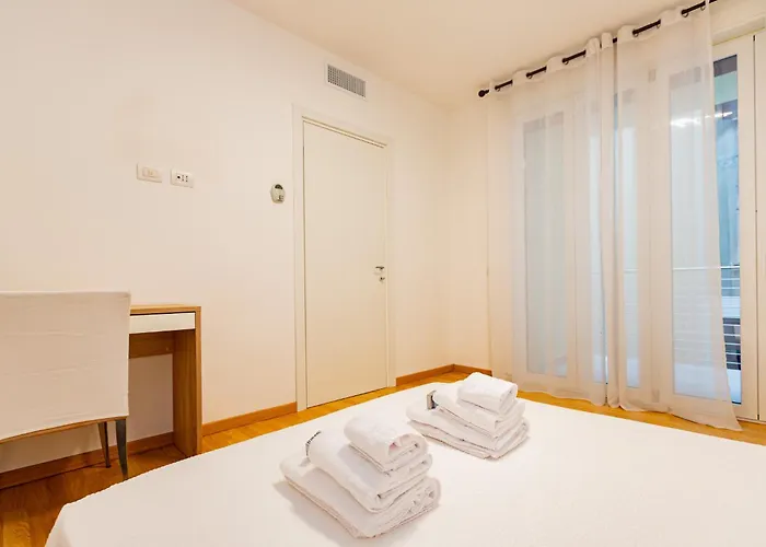 Premuda20 Elegant By Hospity Apartman Milánó