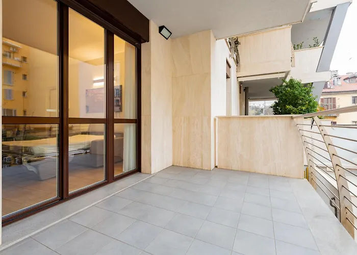 Premuda20 Elegant By Hospity