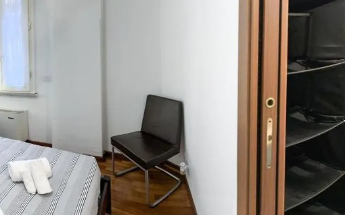Casa Porpora, Trilocale In Posizione Eccellente *