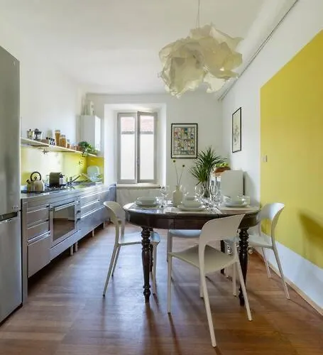 Arco Della Pace Charm Lägenhet