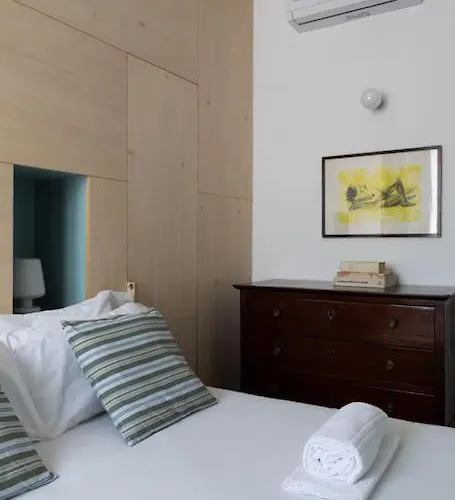 Lägenhet Arco Della Pace Charm Milano