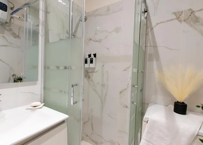 We - Napo Tower 22 * Milano