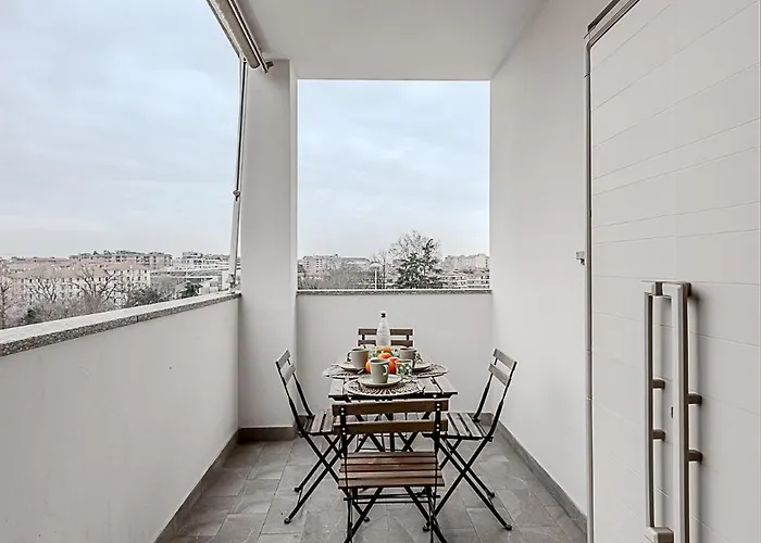 Apartament Stayeasy Argelati40 - Penthouse With 2 Bedrooms, 2 Bathrooms And Terrace - Navigli